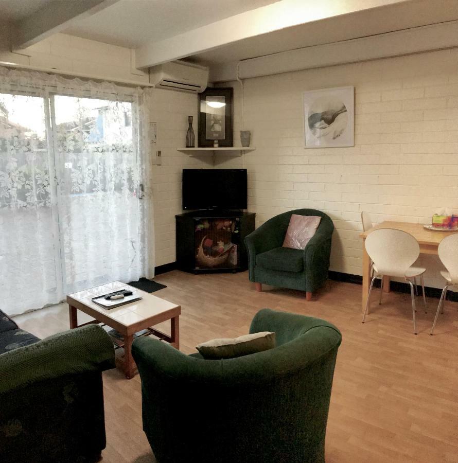 Kon Tiki Apartments Batemans Bay Buitenkant foto