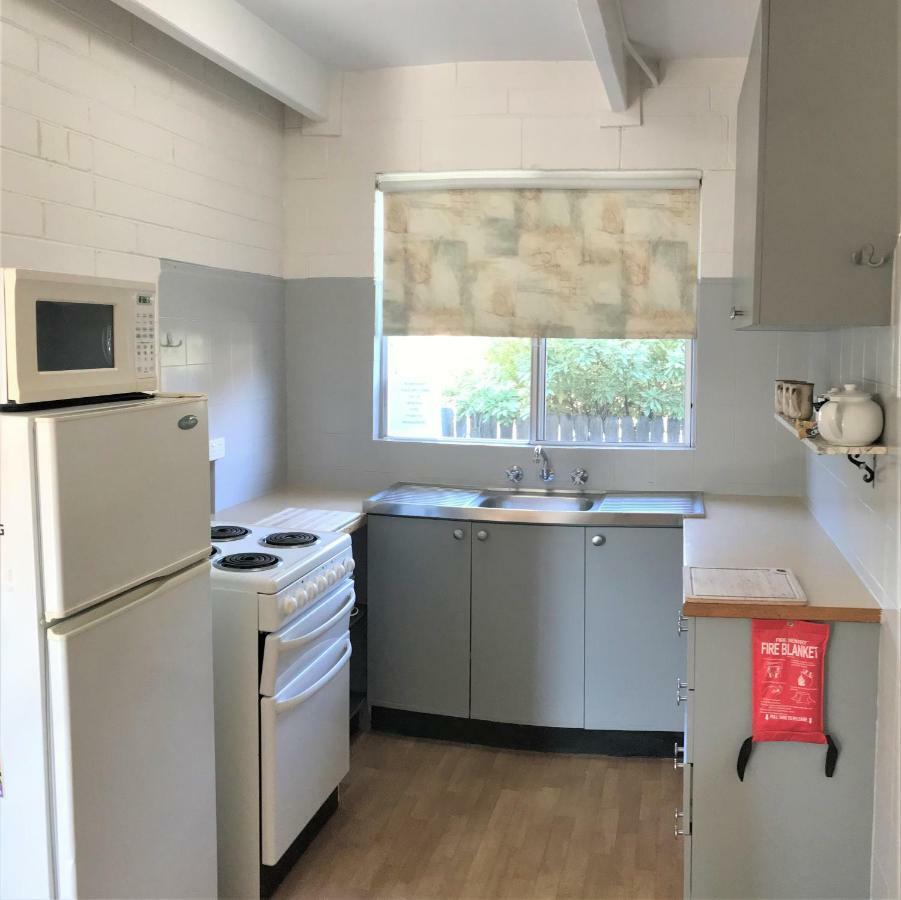 Kon Tiki Apartments Batemans Bay Buitenkant foto